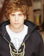Dustin Milligan